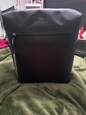 Stanley Black Roll-Top Backpack unisex with Front Zip Pocket Lunch Bag